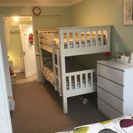 Apps B&B Пул Экстерьер фото
